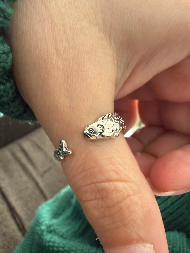 Gone Fishin' Thumb Ring